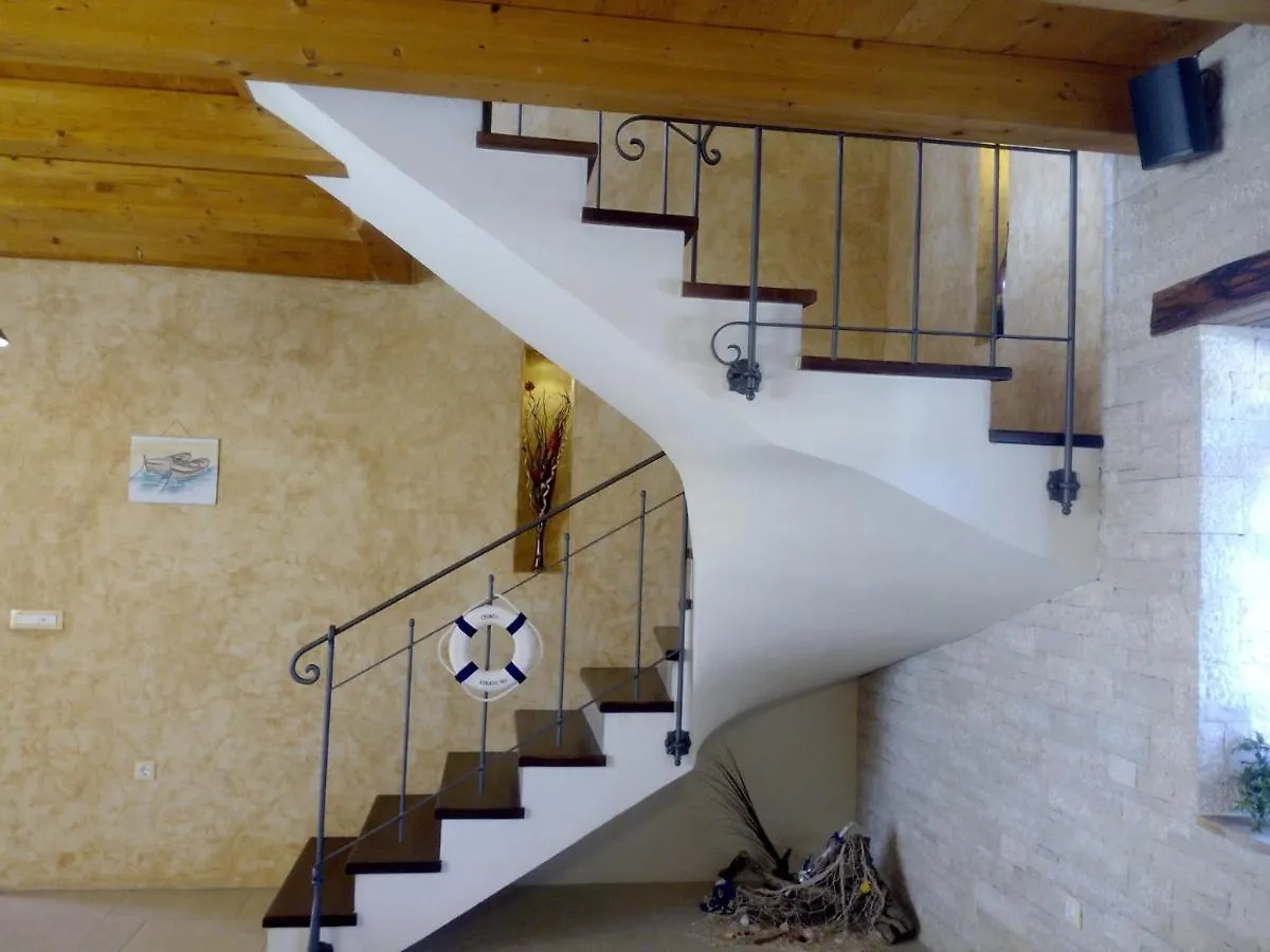 Elegant Villa In Village Pavicini, Istria Marčana