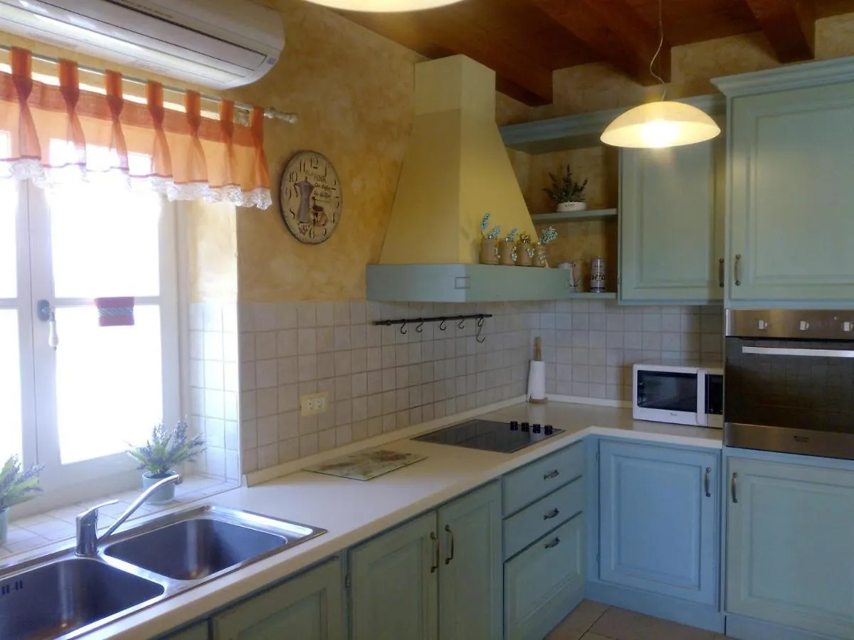 Elegant Villa In Village Pavicini, Istria Marčana