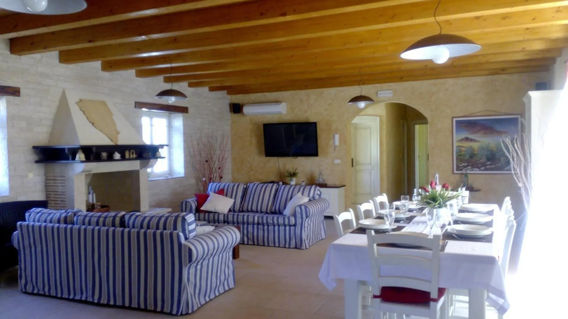 Elegant Villa In Village Pavicini, Istria Marčana